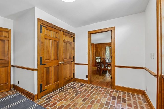 2915 Willaura COURT, Brookfield, WI 53005