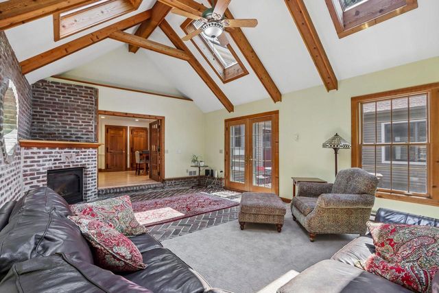 2915 Willaura COURT, Brookfield, WI 53005