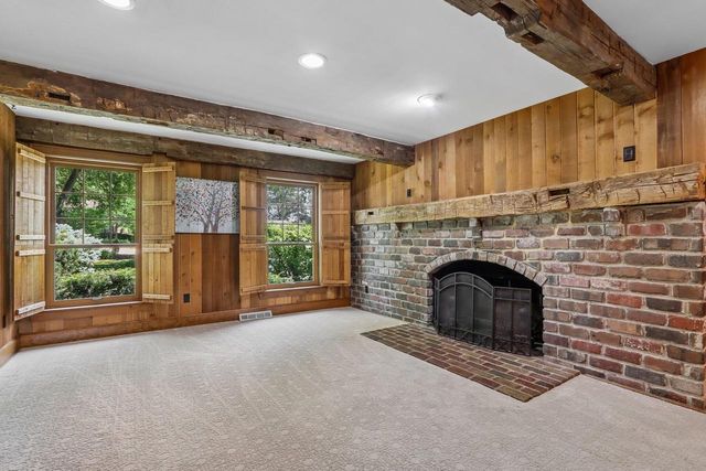 2915 Willaura COURT, Brookfield, WI 53005