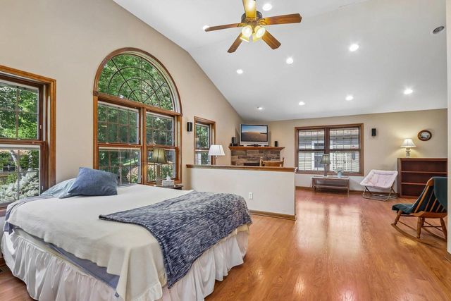 2915 Willaura COURT, Brookfield, WI 53005