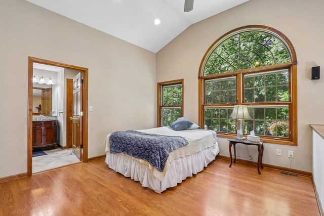2915 Willaura COURT, Brookfield, WI 53005