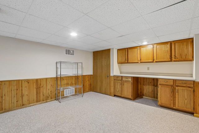 2915 Willaura COURT, Brookfield, WI 53005