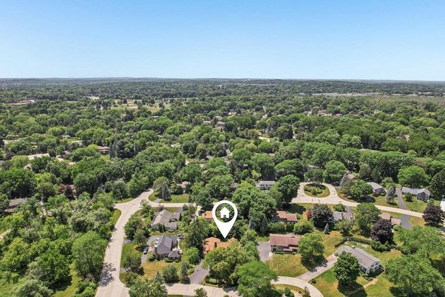 2915 Willaura COURT, Brookfield, WI 53005