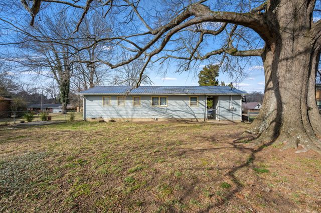 1003 GREENWOOD AVENUE, Tullahoma, TN 37388