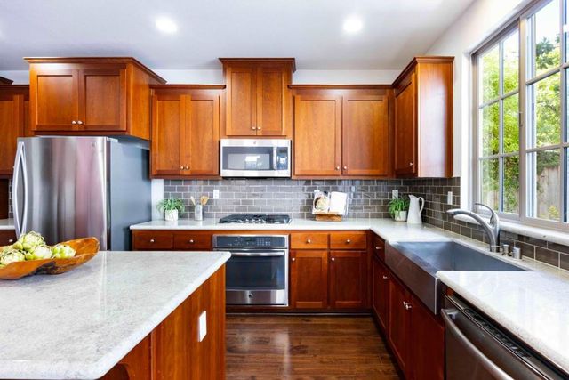612 Partridge Avenue, Menlo Park, CA 94025