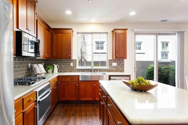 612 Partridge Avenue, Menlo Park, CA 94025