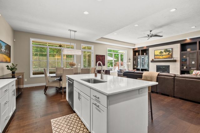 9157 Highland View Drive, Oshtemo Twp, MI 49009