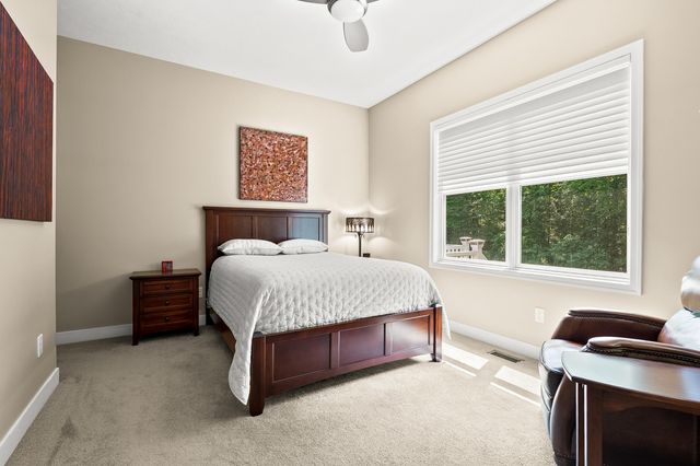 9157 Highland View Drive, Oshtemo Twp, MI 49009