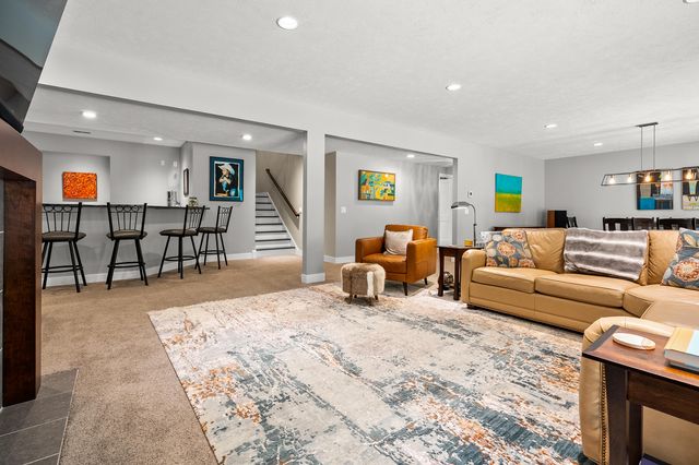 9157 Highland View Drive, Oshtemo Twp, MI 49009