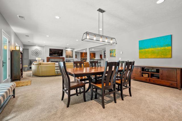9157 Highland View Drive, Oshtemo Twp, MI 49009