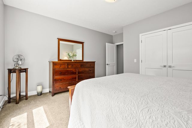 9157 Highland View Drive, Oshtemo Twp, MI 49009