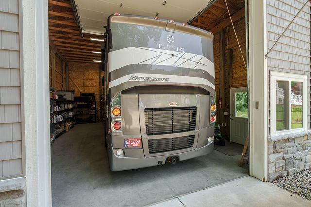 9157 Highland View Drive, Oshtemo Twp, MI 49009