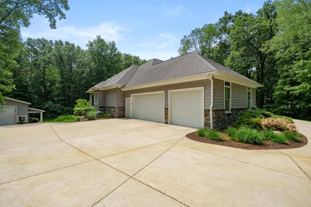 9157 Highland View Drive, Oshtemo Twp, MI 49009