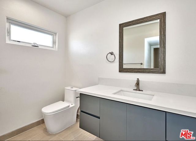 4507 Lomita Street, Los Angeles, CA 90019