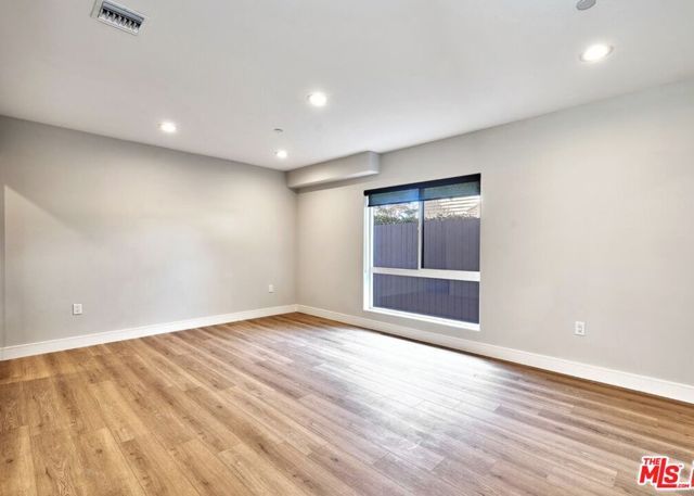 4507 Lomita Street, Los Angeles, CA 90019