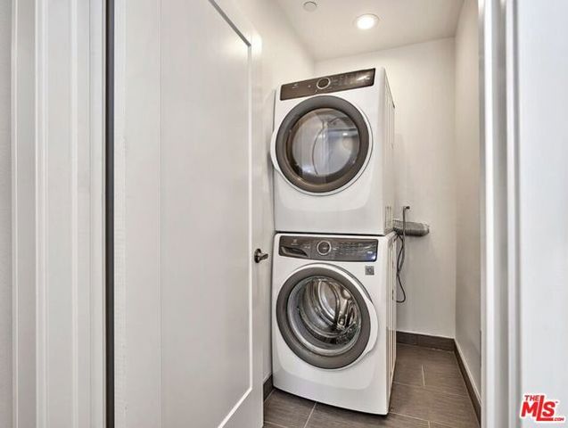 4507 Lomita Street, Los Angeles, CA 90019