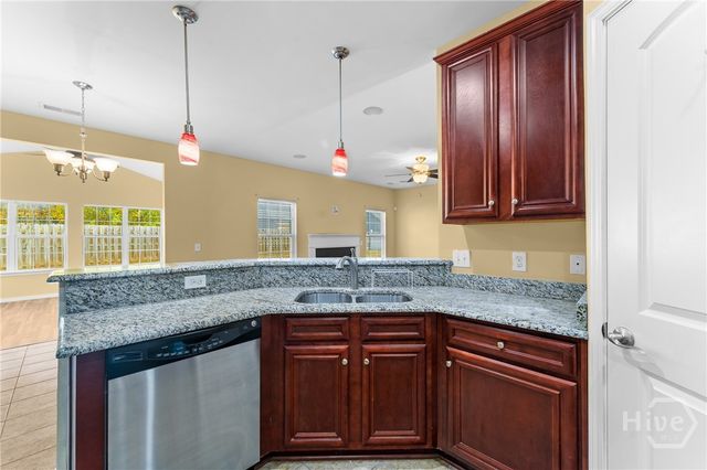 30 Sue Ellen Lane, Richmond Hill, GA 31324