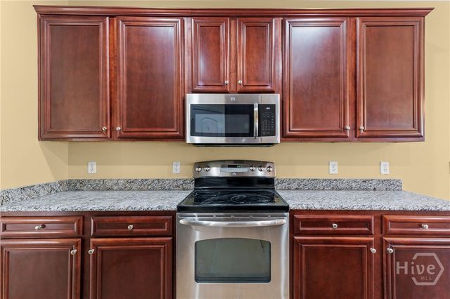 30 Sue Ellen Lane, Richmond Hill, GA 31324