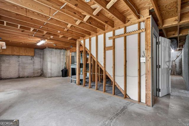 185 Lowell Drive, Sharpsburg, GA 30277