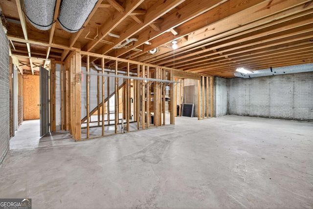 185 Lowell Drive, Sharpsburg, GA 30277