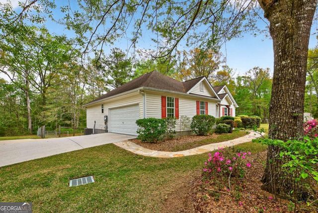 185 Lowell Drive, Sharpsburg, GA 30277