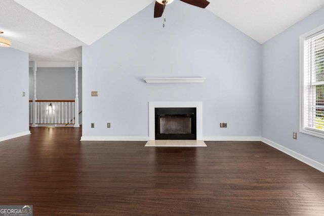 185 Lowell Drive, Sharpsburg, GA 30277