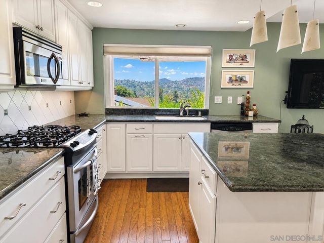 17354 Saint Andrews, Poway, CA 92064