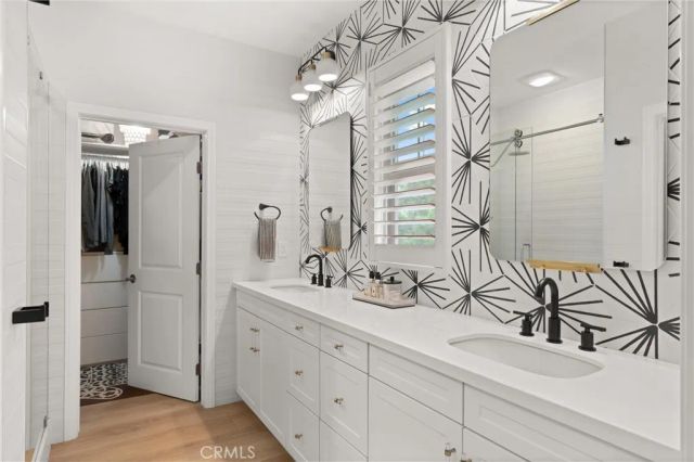 112 Gemstone, Irvine, CA 92620