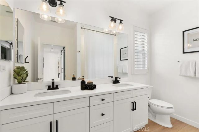 112 Gemstone, Irvine, CA 92620