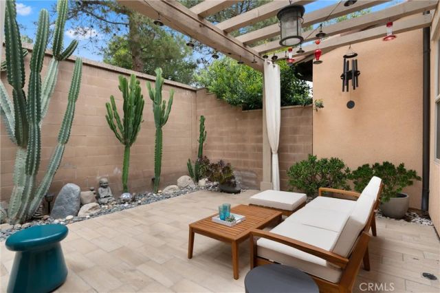 112 Gemstone, Irvine, CA 92620