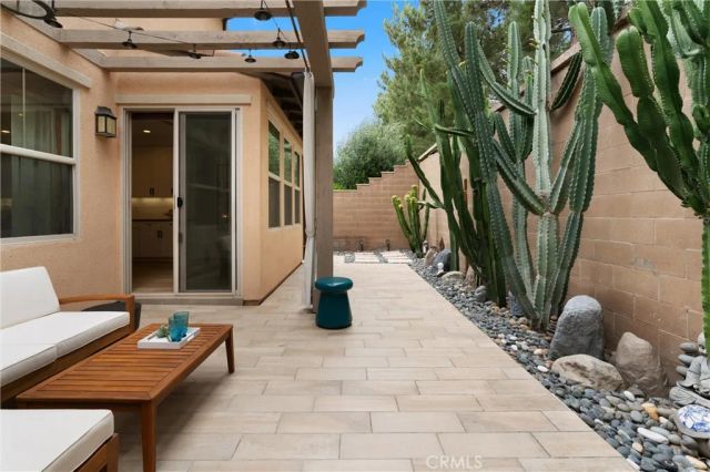 112 Gemstone, Irvine, CA 92620