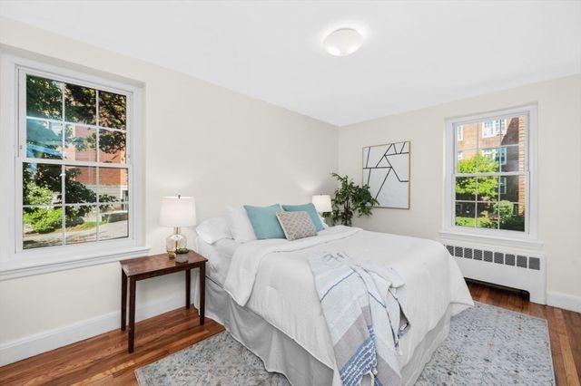 19 Englewood Ave 2, Brookline, MA 02445