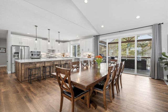 9536 Kestrel Road, Klamath Falls, OR 97601