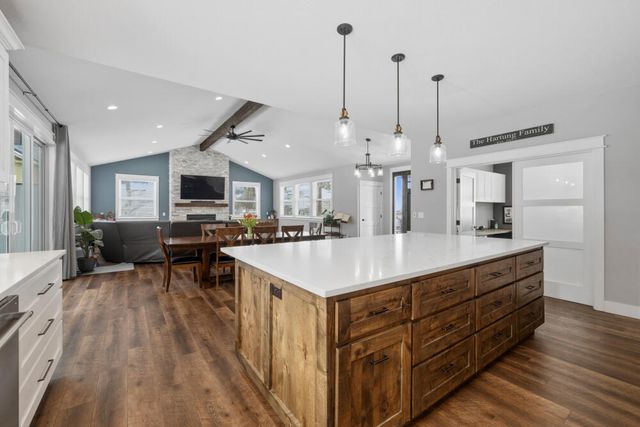 9536 Kestrel Road, Klamath Falls, OR 97601