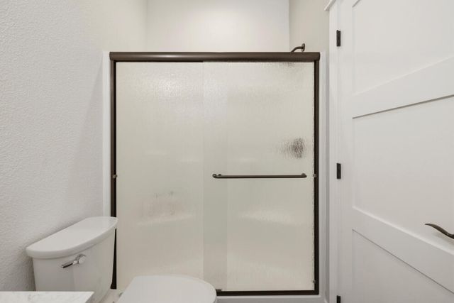 9536 Kestrel Road, Klamath Falls, OR 97601