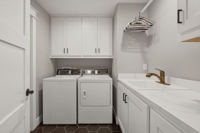 9536 Kestrel Road, Klamath Falls, OR 97601