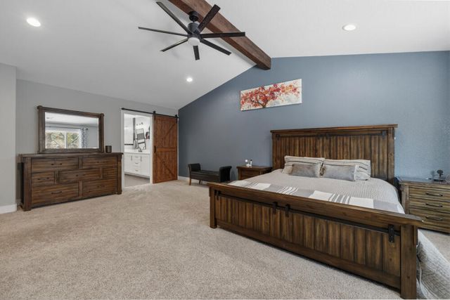 9536 Kestrel Road, Klamath Falls, OR 97601