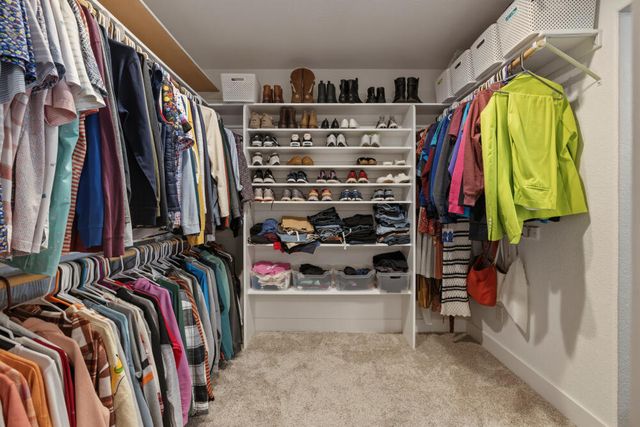 9536 Kestrel Road, Klamath Falls, OR 97601