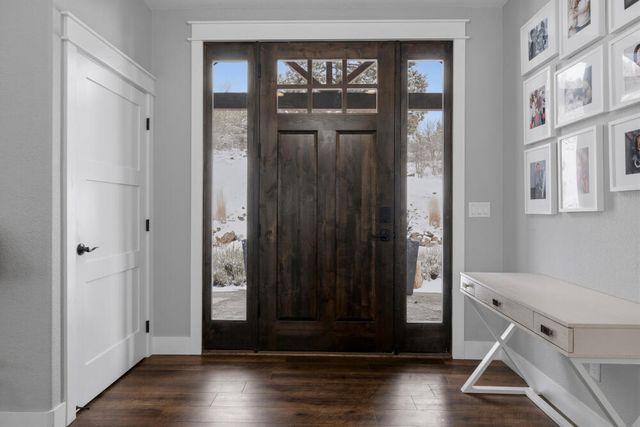 9536 Kestrel Road, Klamath Falls, OR 97601