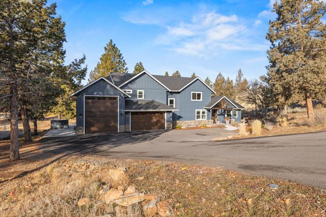 9536 Kestrel Road, Klamath Falls, OR 97601