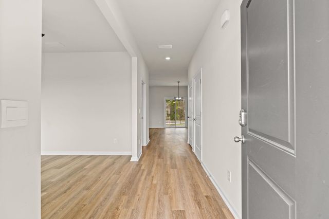 331 Picnic Basket Pl., Longs, SC 29568