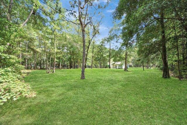 121 Elendor Drive, Cleveland, TX 77328