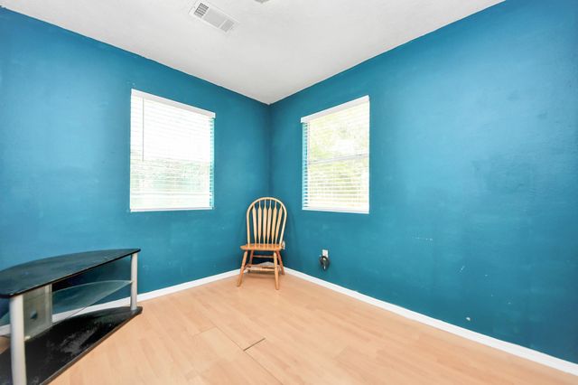 121 Elendor Drive, Cleveland, TX 77328