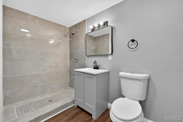 10412 Hallwood Drive, St Louis, MO 63136