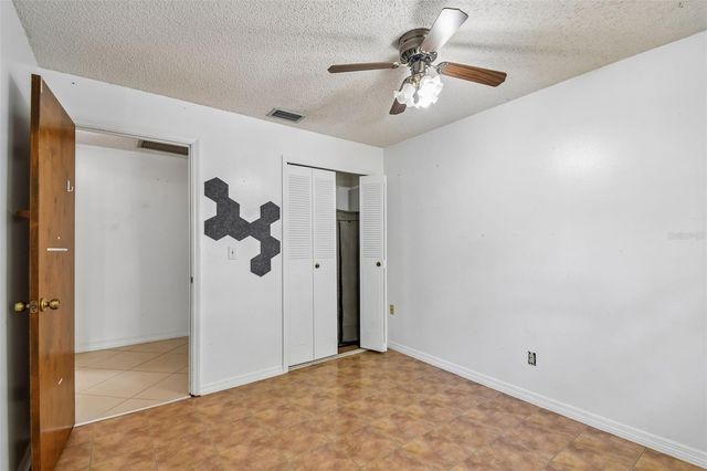 13635 BERKSHIRE COURT, Grand Island, FL 32735