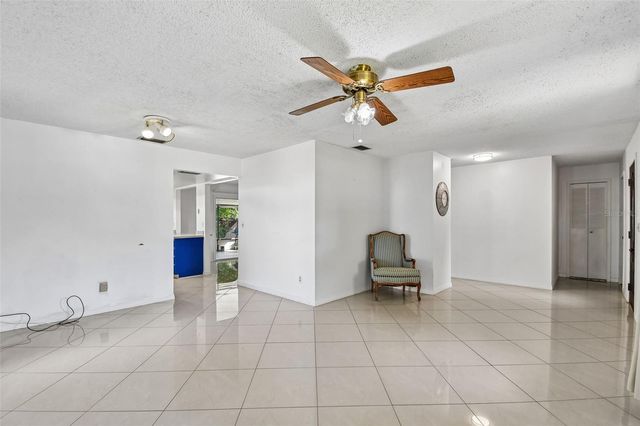 13635 BERKSHIRE COURT, Grand Island, FL 32735