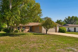 13635 BERKSHIRE COURT, Grand Island, FL 32735
