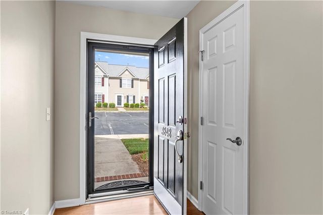 3848 Hickswood Creek Drive, High Point, NC 27265