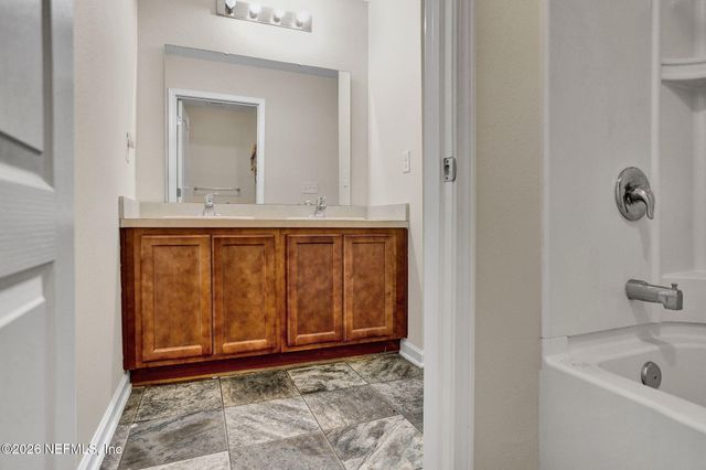 45131 AMHURST OAKS Drive, Callahan, FL 32011