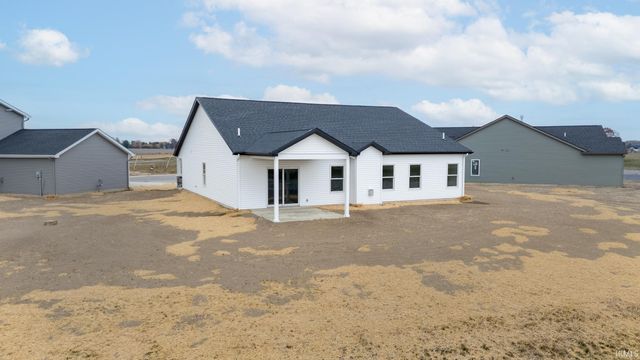 5599 Broad Fields Cove, Fort Wayne, IN 46818